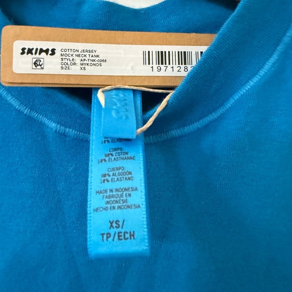 NWT SKIMS Cotton Jersey Mock Neck Tank in Mykonos - Picture 3 of 4
